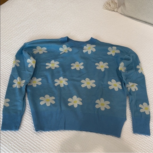 Beach Riot Sky Blue and Cream Knit Top - Picture 7 of 11